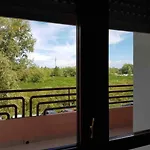 With Terrace & Free Parking - 3 Minutes From Apartament Grado