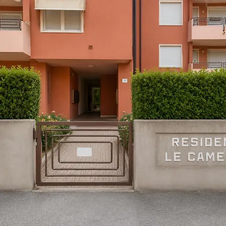 With Terrace & Free Parking - 3 Minutes From * Grado