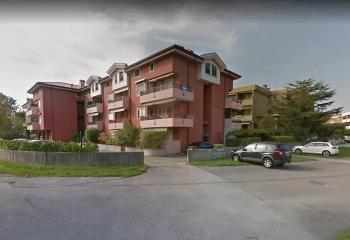 Appartement With Terrace & Free Parking - 3 Minutes From *