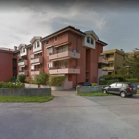 Appartement With Terrace & Free Parking - 3 Minutes From *