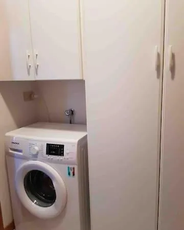 With Terrace & Free Parking - 3 Minutes From Appartement