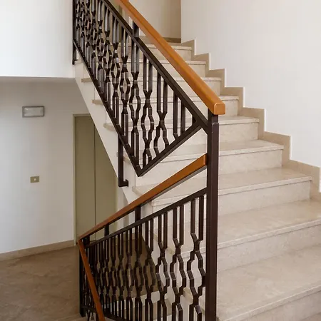 アパート With Terrace & Free Parking - 3 Minutes From *