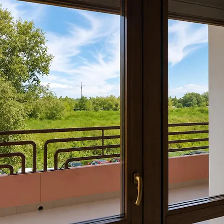 Appartement With Terrace & Free Parking - 3 Minutes From Grado